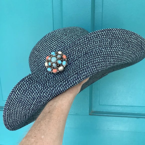 5/6 10 AM EST Derby Day Brooch Blow-Out - Picture 7 of 11